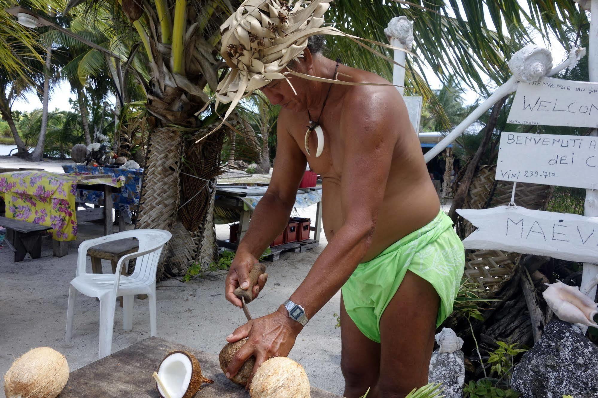 Pension Les 3 Cascades Raiatea Kültér fotó